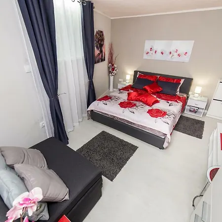 Apartment Romanov