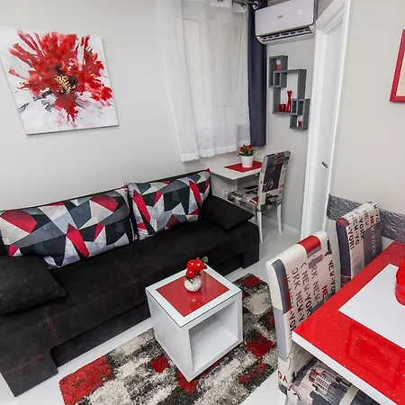 Apartment Romanov *